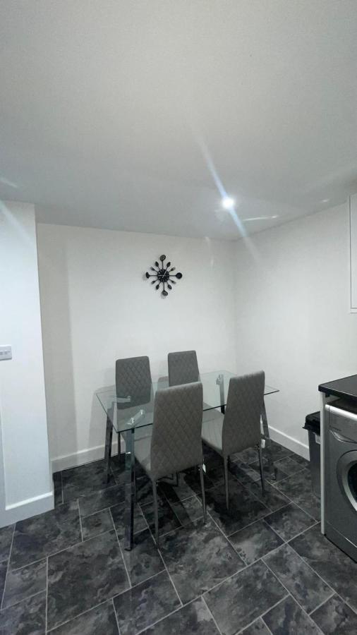 2 Bed Room Luxury Apartment In Old Kent Road Londyn Zewnętrze zdjęcie